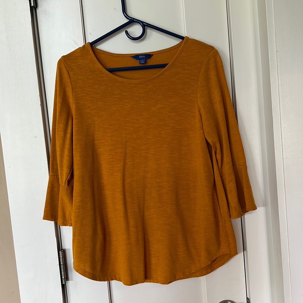 3/4 sleeve shirt